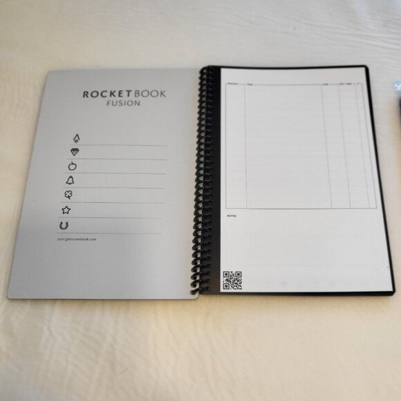 Rocketbook Fusion Planner Hybrid Reusable Planner and Notebook in One - Picture 3 of 11